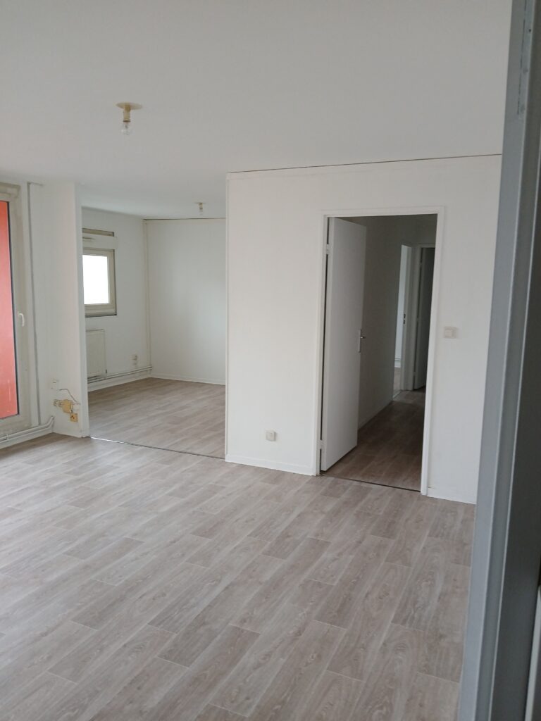 Bel Appartement 1 chambre possibilité 2  à Hénin-Beaumont