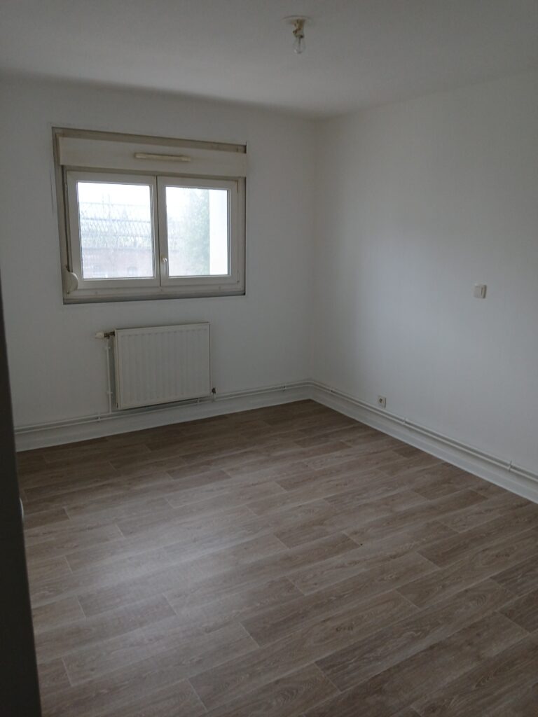 Bel Appartement 1 chambre possibilité 2  à Hénin-Beaumont