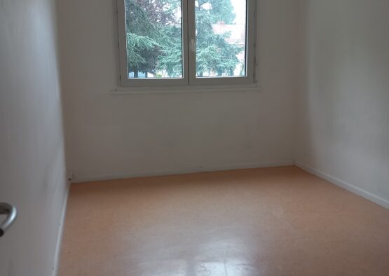 Appartement 4 pièces à Longuenesse