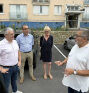 Outreau, Pas-de-Calais habitat embellit et rénove les espaces extérieurs de ses résidences.