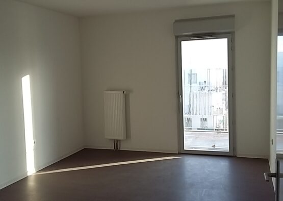 Appartement 5 pièces à Saint Nicolas Lez Arras