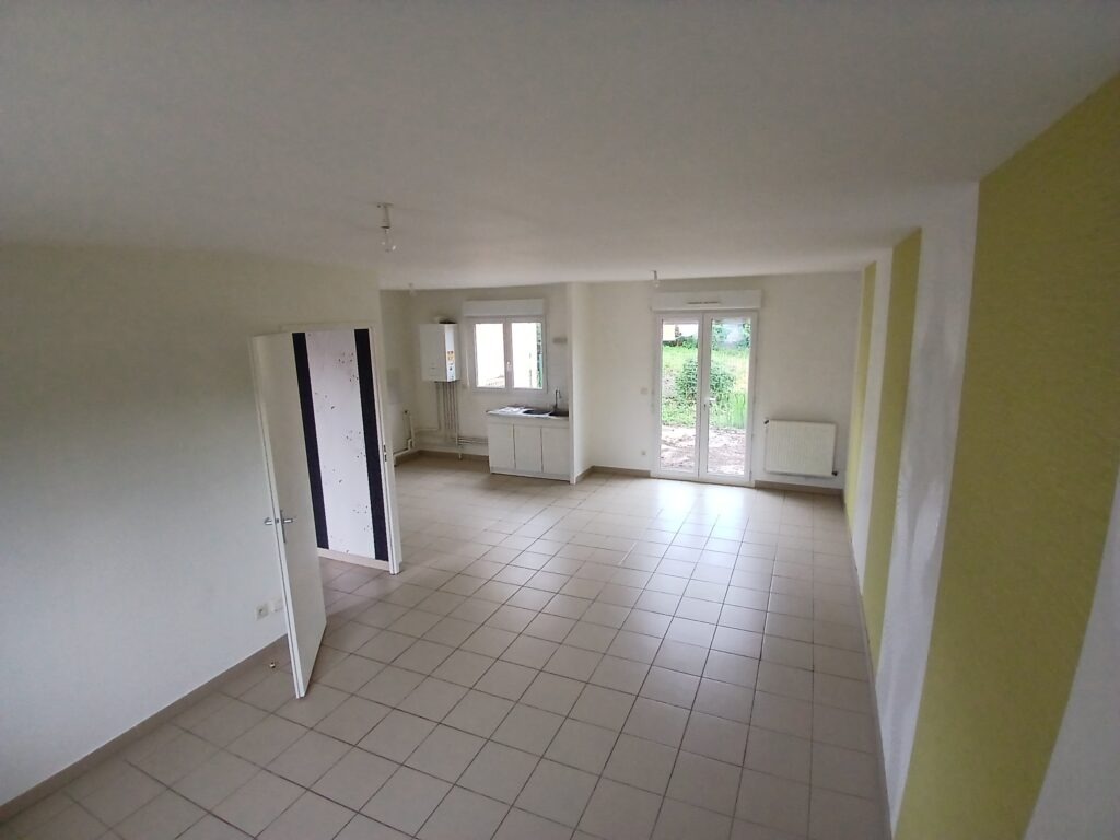 Maison Individuelle de Type 3 à Elnes