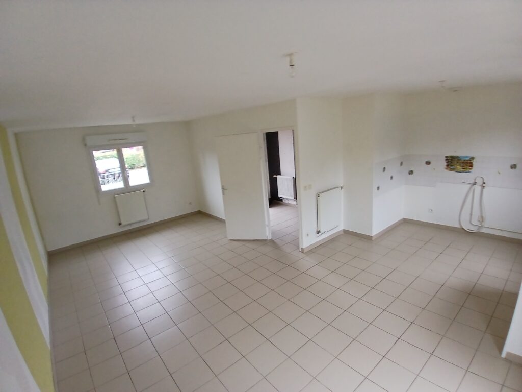 Maison Individuelle de Type 3 à Elnes