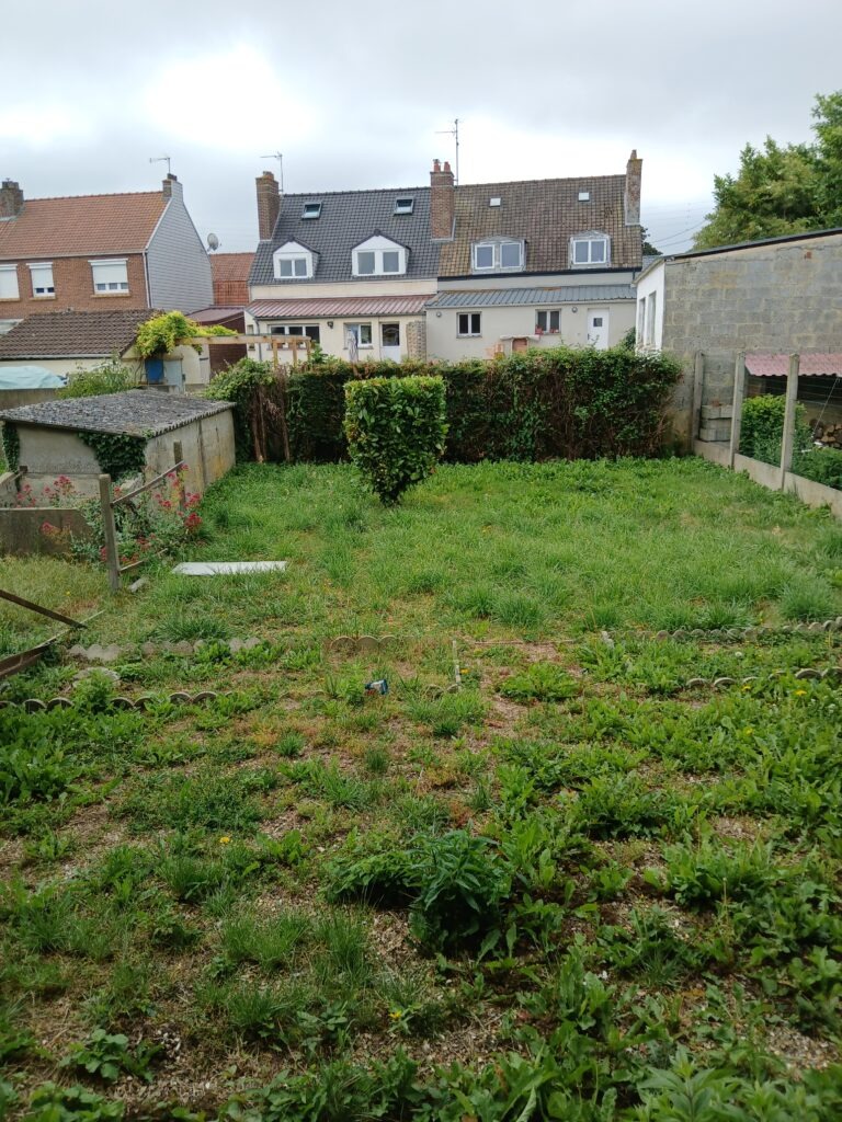 Maison familiale avec jardin à vendre sur Blendecques