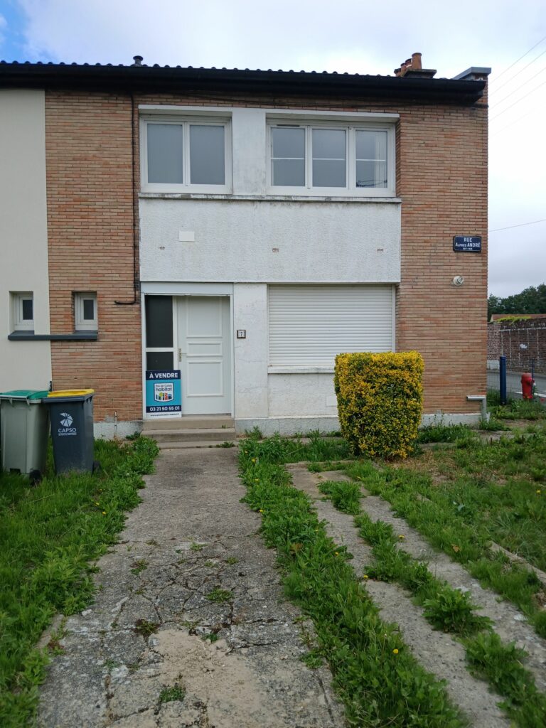 Maison familiale avec jardin à vendre sur Blendecques