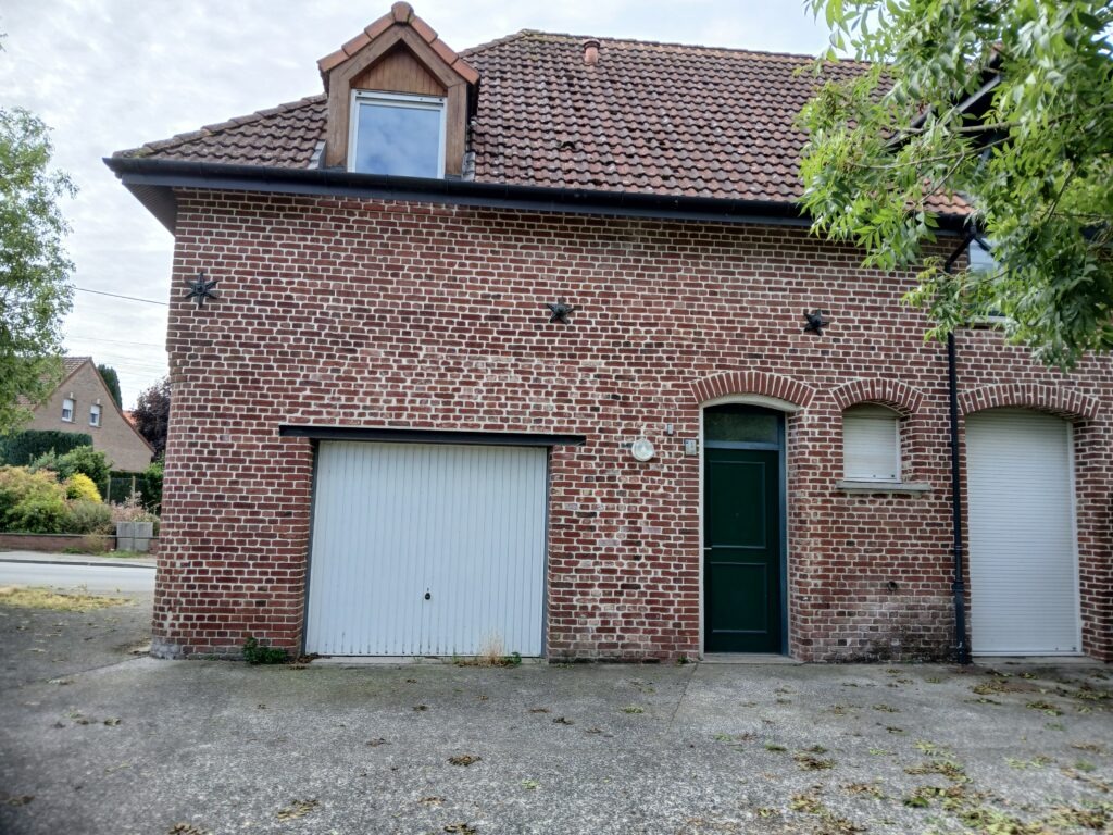 MAISON SUR CROISILLES